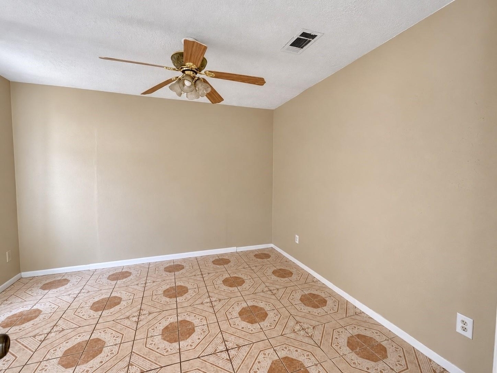 11314 Gracechurch Drive - Photo 4