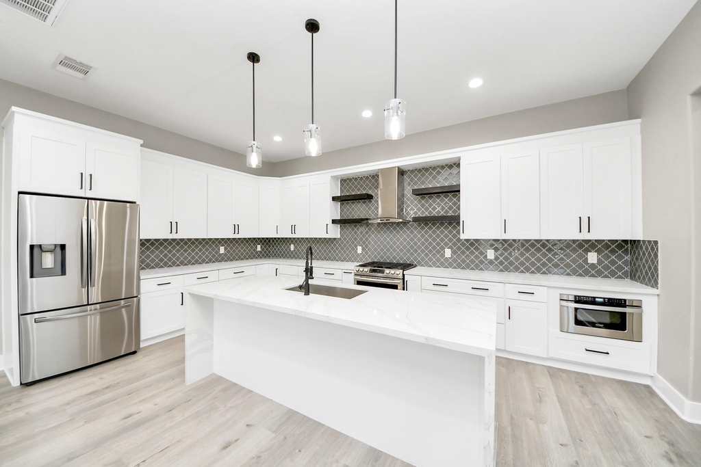 1805 Blodgett Street - Photo 7
