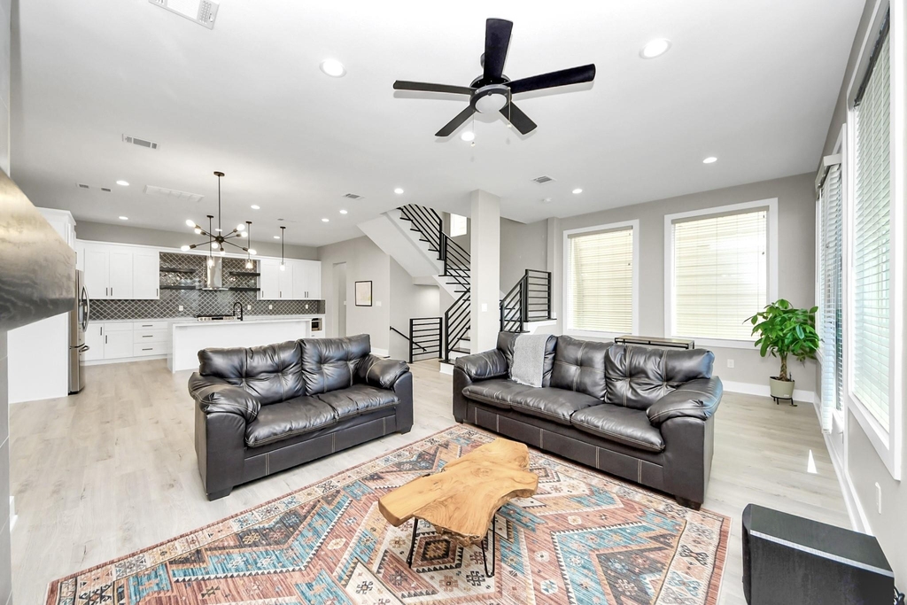 1805 Blodgett Street - Photo 6