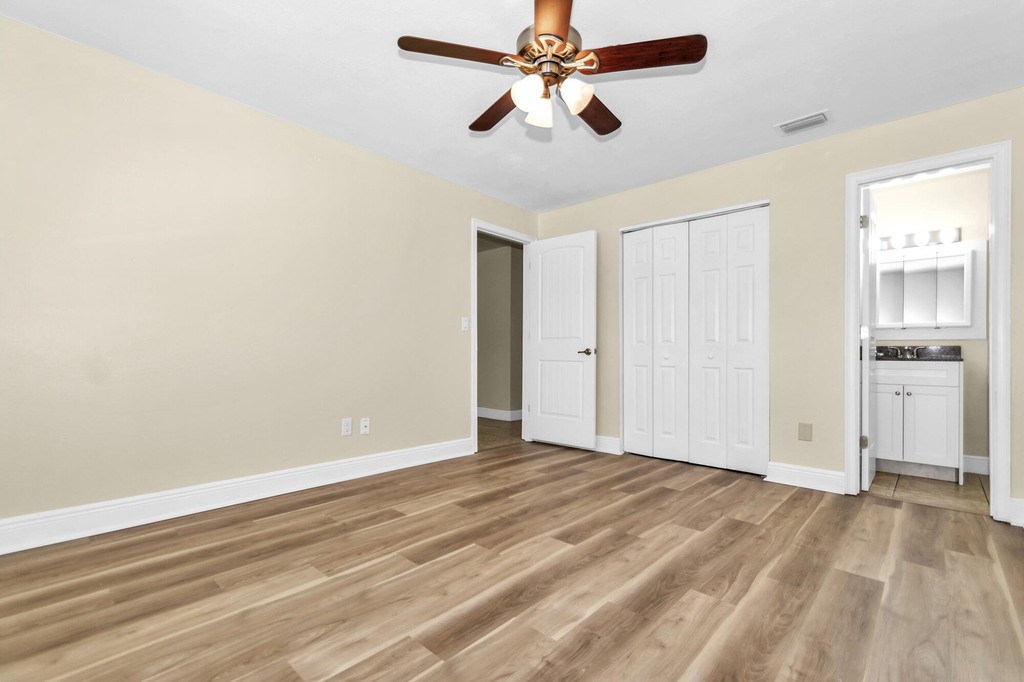 558 Oxford Avenue - Photo 21