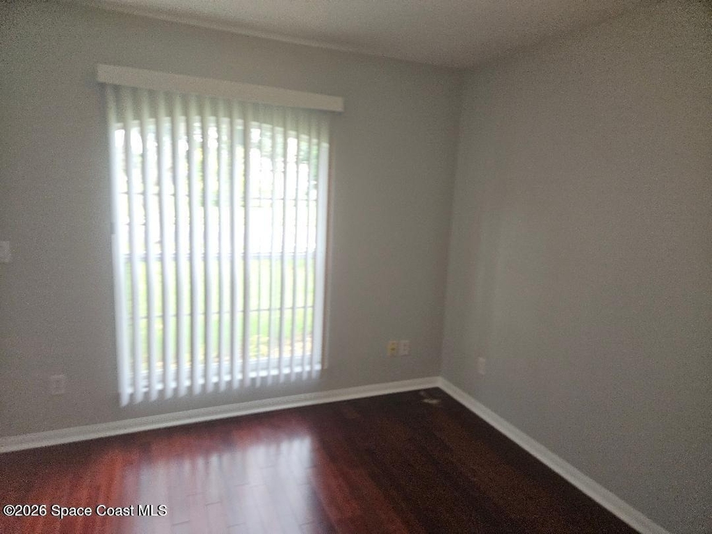 911 Wood Creek Drive - Photo 12