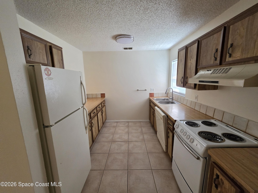 36 Elton Street - Photo 15