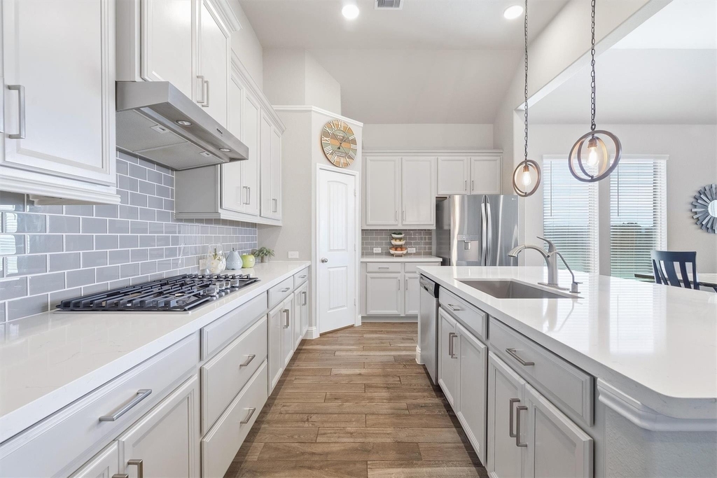 9034 Japonica Drive - Photo 8