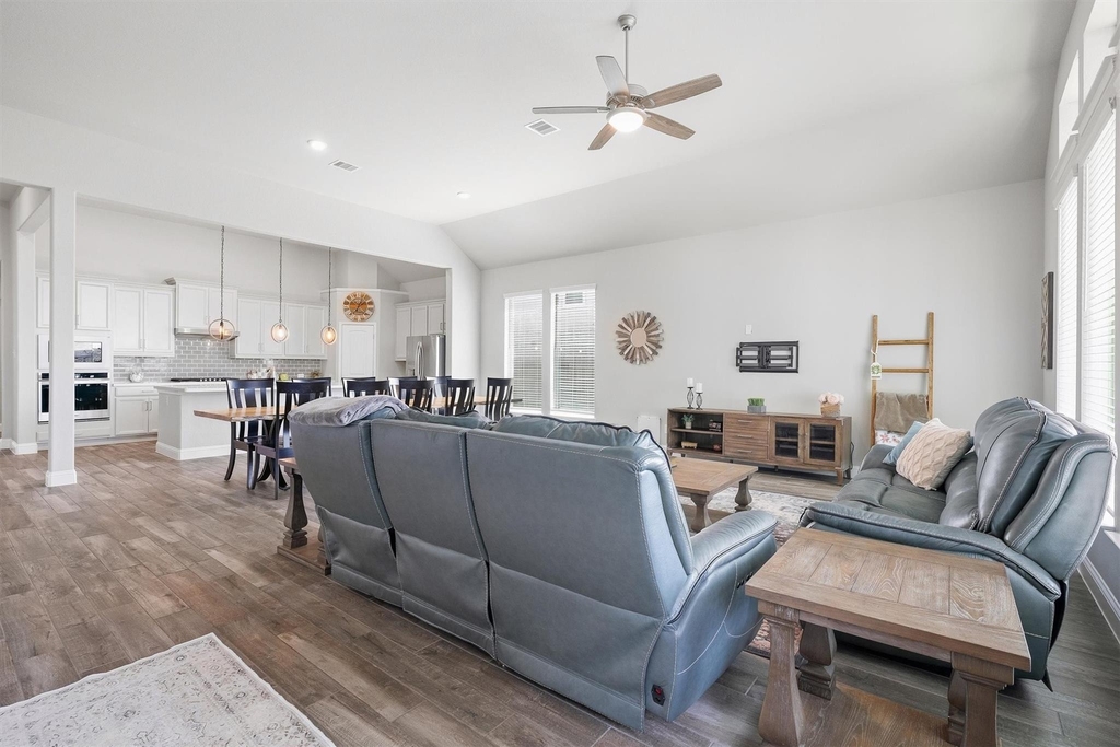 9034 Japonica Drive - Photo 12