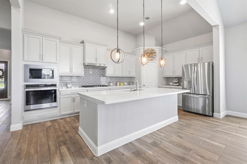 9034 Japonica Drive - Photo 7