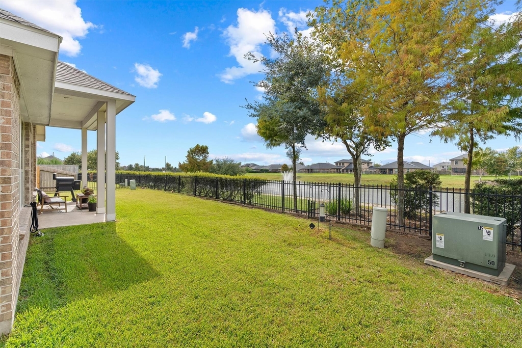 9034 Japonica Drive - Photo 28