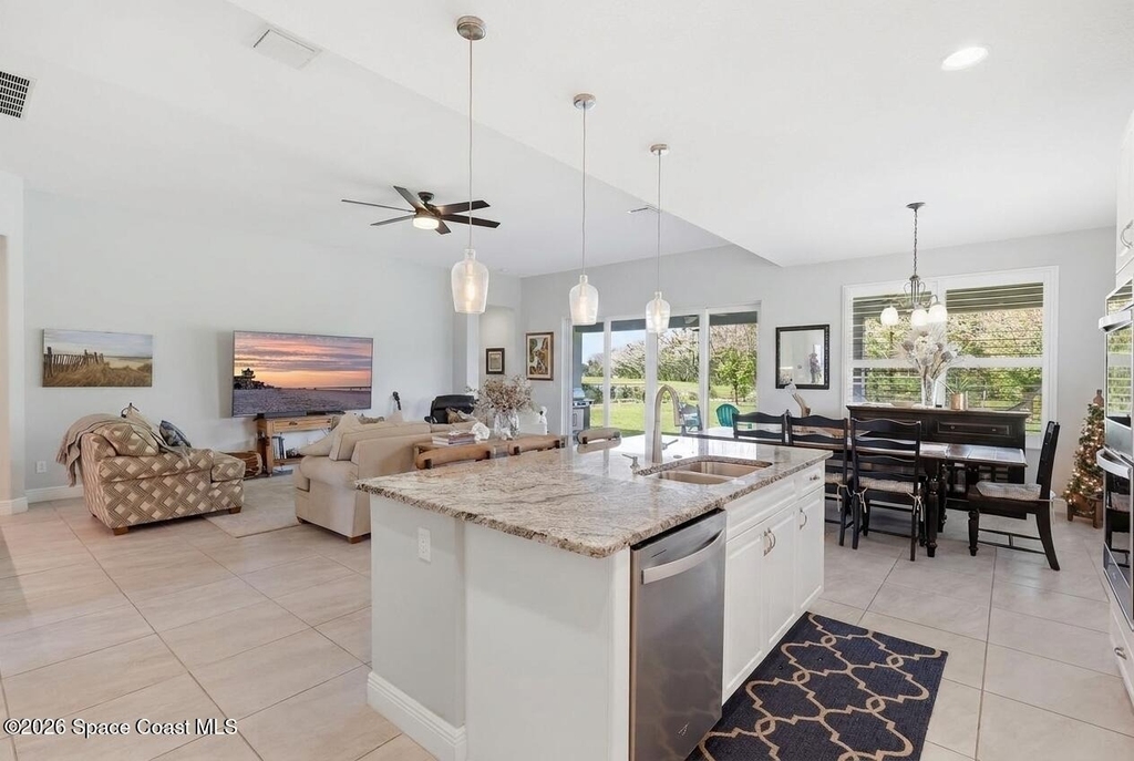 108 Snowy Egret Way - Photo 2