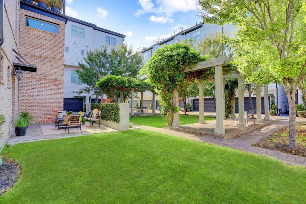 620 Delano Street - Photo 24