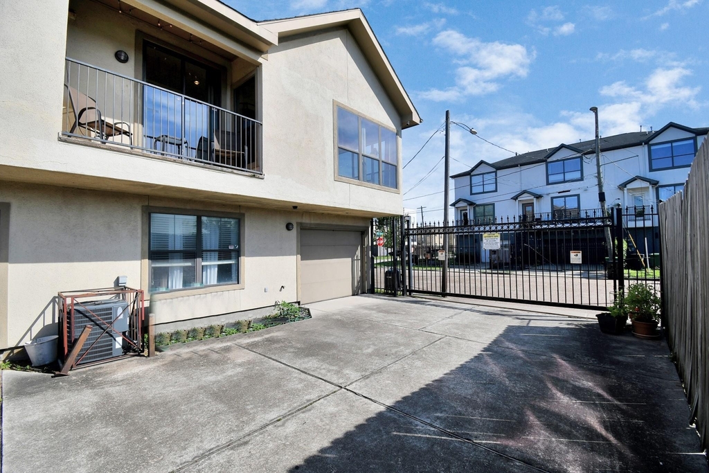 3416 St Emanuel Street - Photo 6