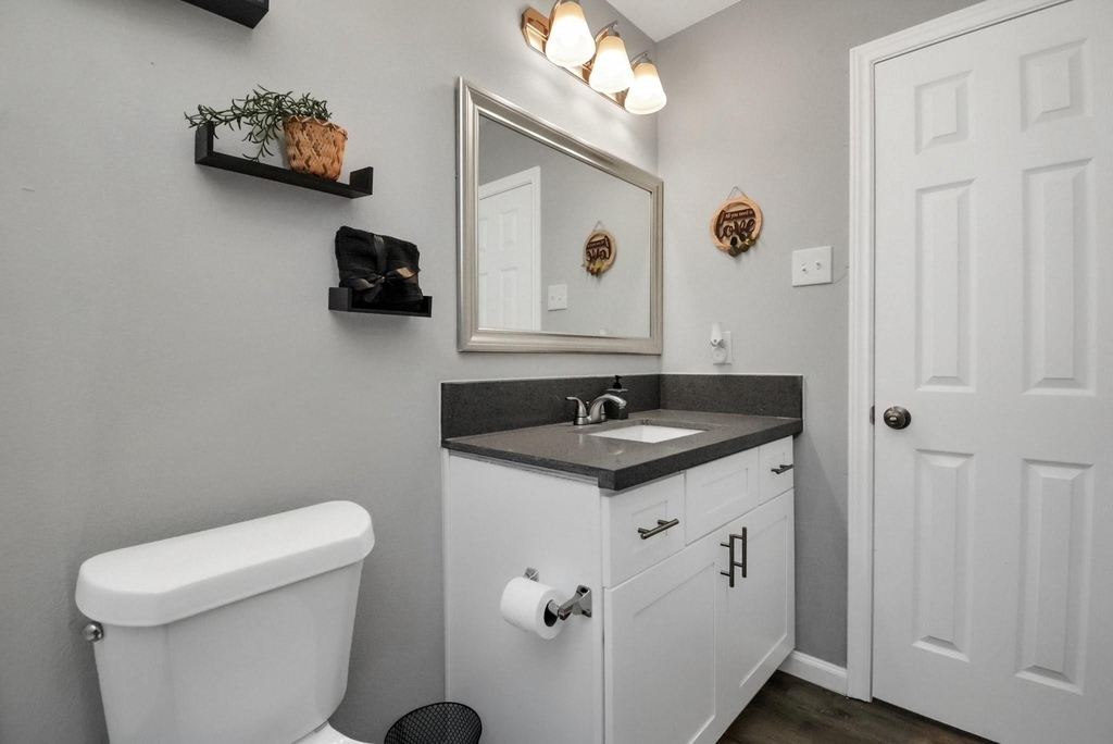 5410 Bataan Road - Photo 5