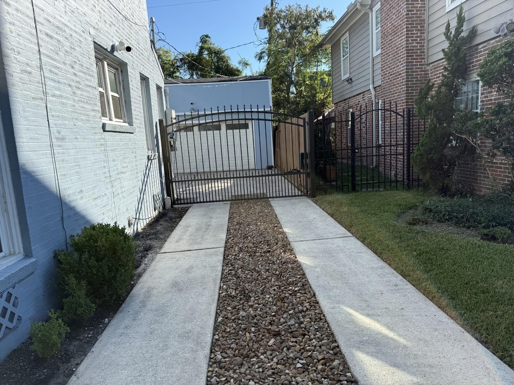 3226 Milburn Street - Photo 32