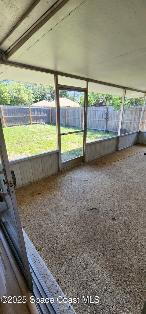 924 Kings Post Road - Photo 21