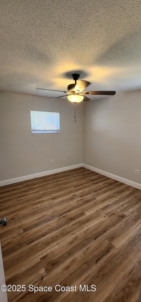 924 Kings Post Road - Photo 19