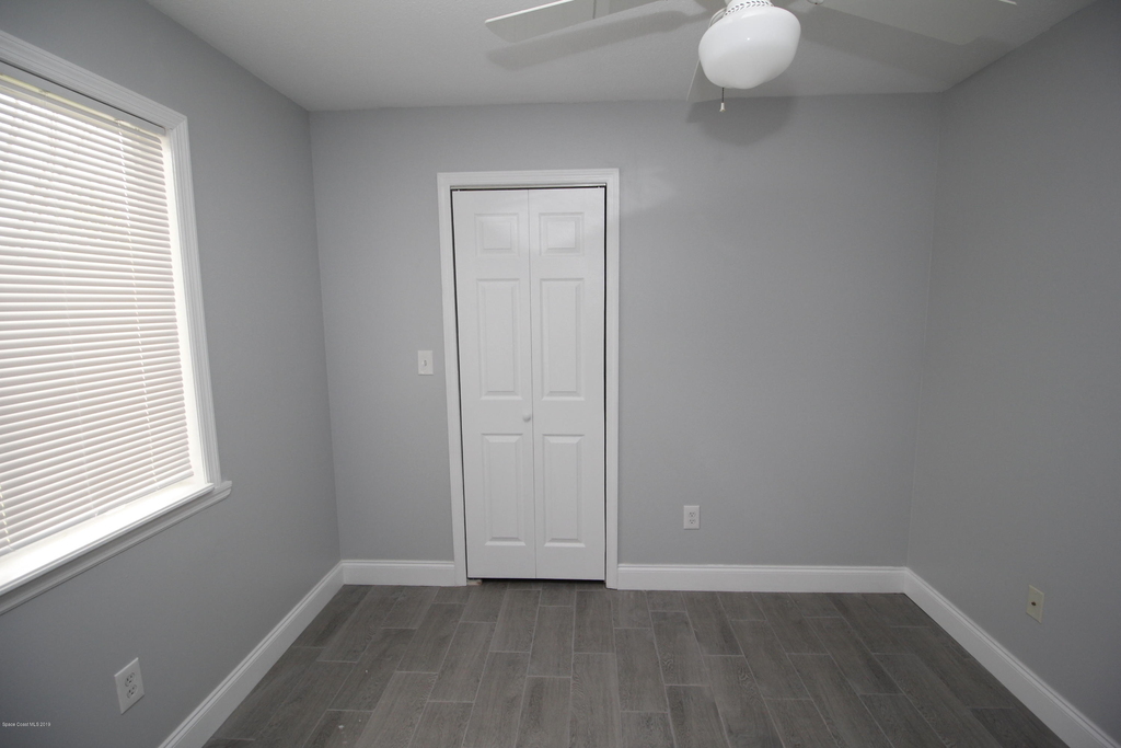 943 Dateland Road Se - Photo 11