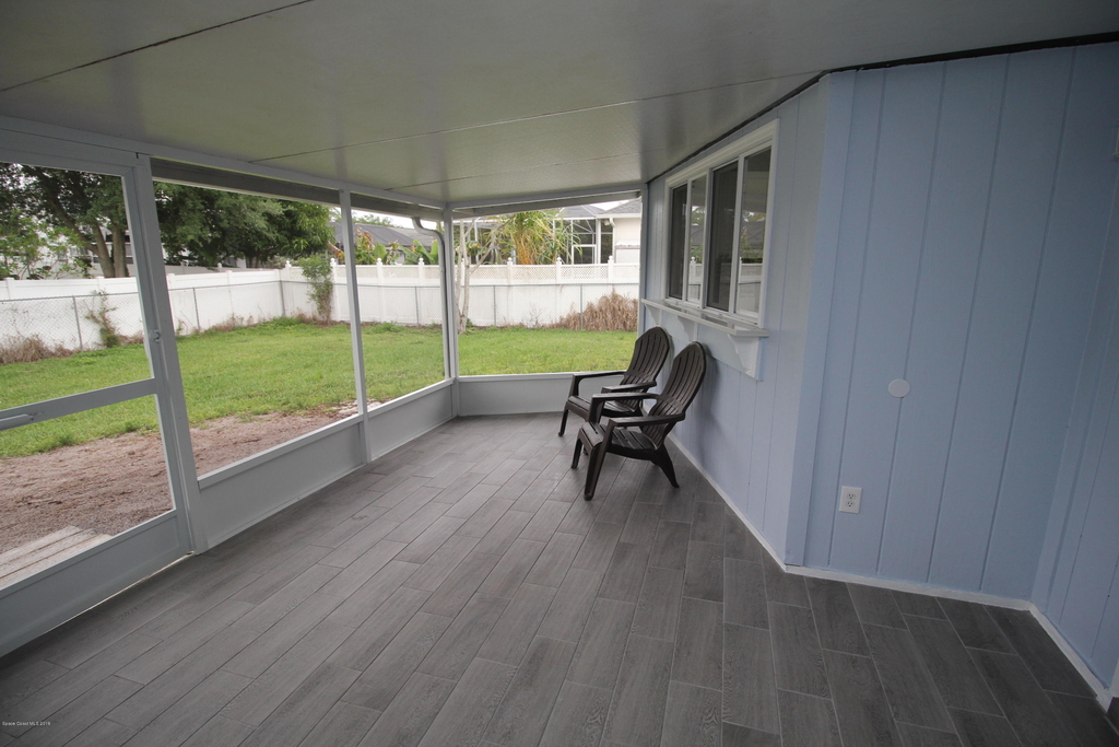 943 Dateland Road Se - Photo 15