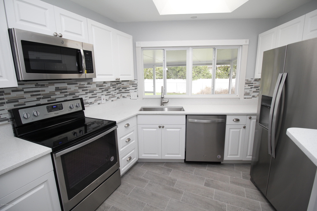 943 Dateland Road Se - Photo 2