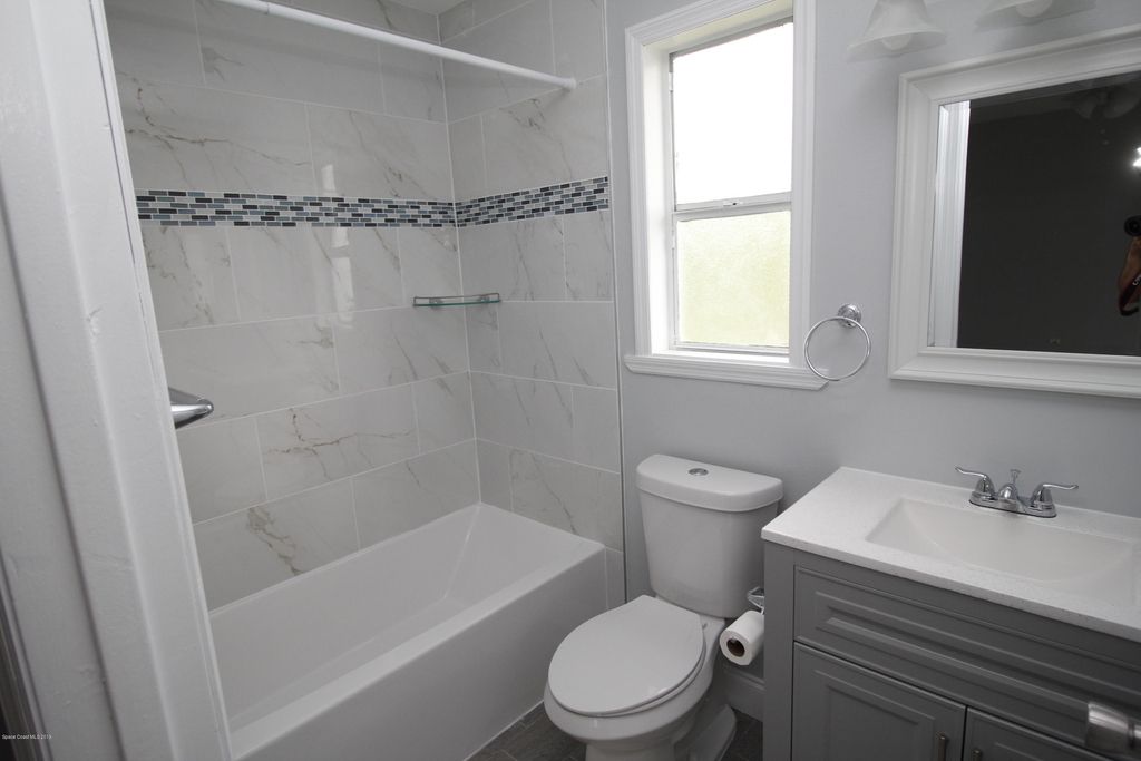943 Dateland Road Se - Photo 9