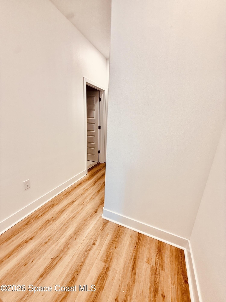 823 Paddleboard Court - Photo 30