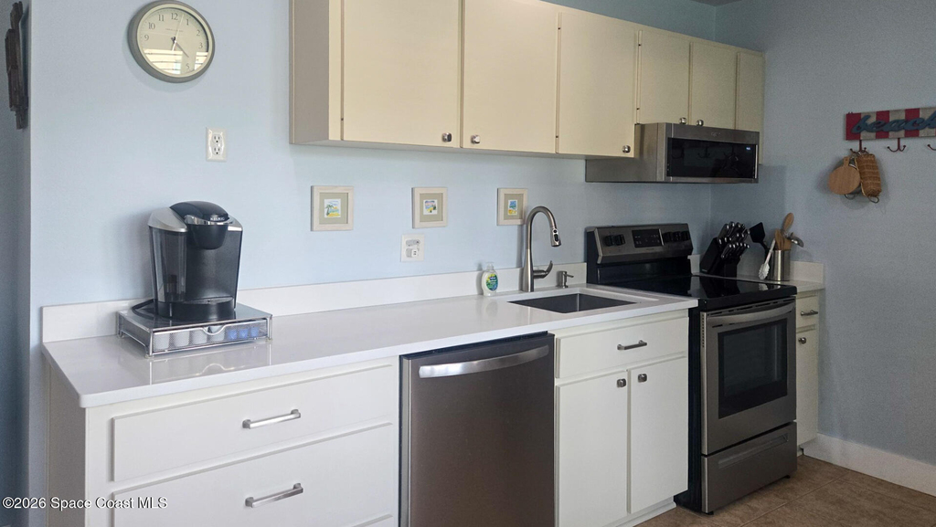 2706 Kumquat Drive - Photo 10