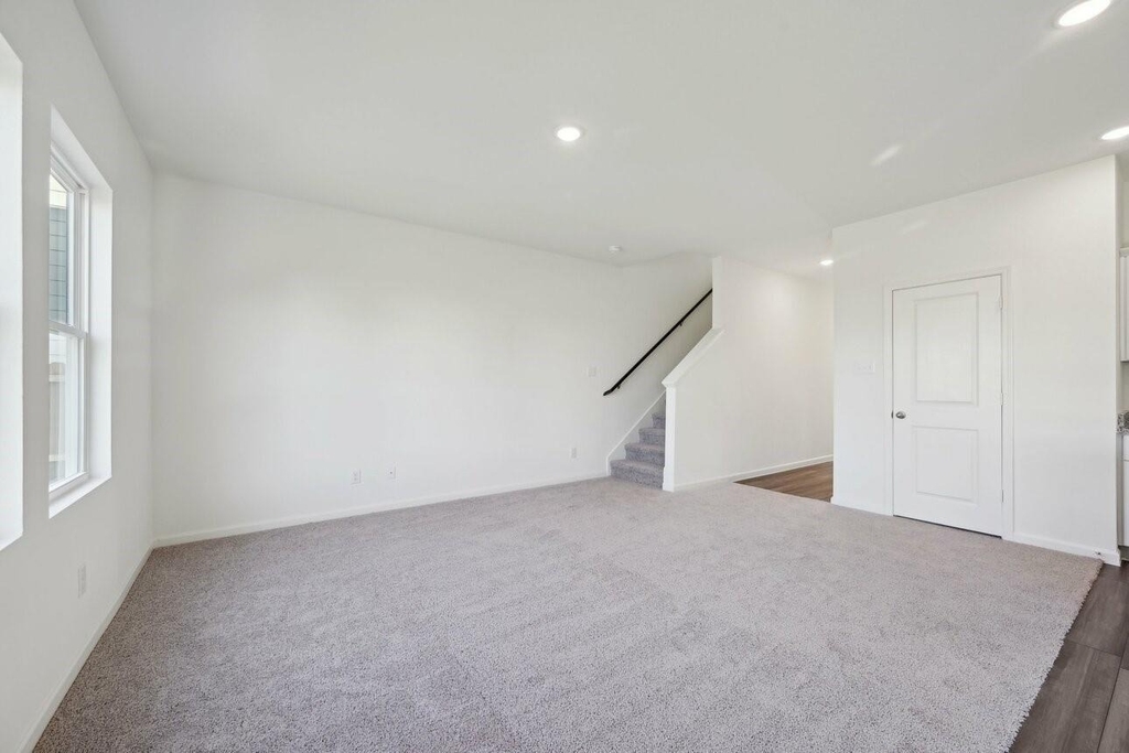 7807 Laurel Gem Drive - Photo 2