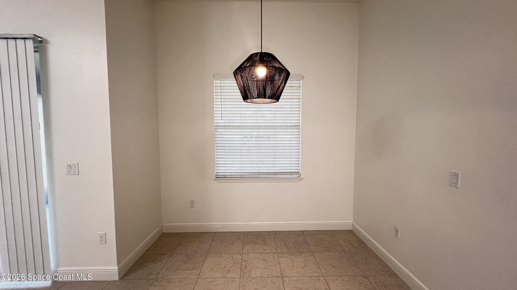 260 De Castro Avenue Se - Photo 13