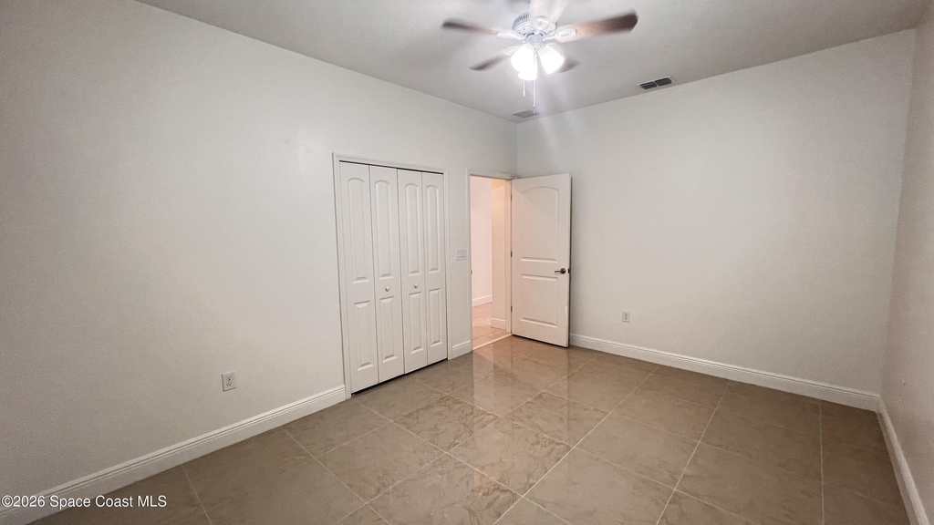 260 De Castro Avenue Se - Photo 30