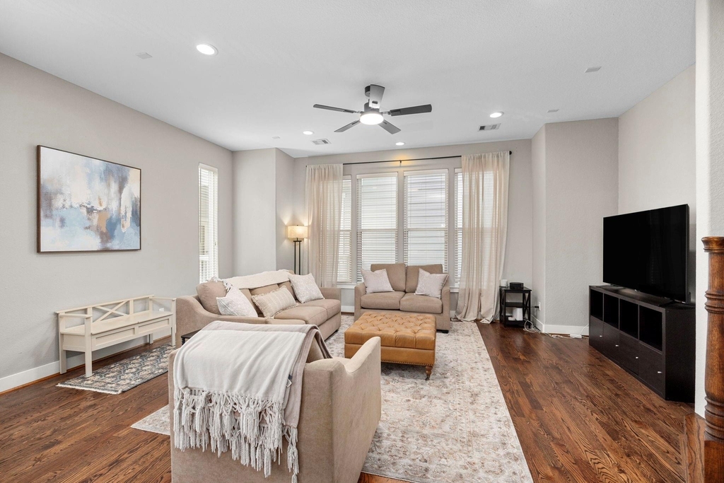 1314 W 21st Street - Photo 15