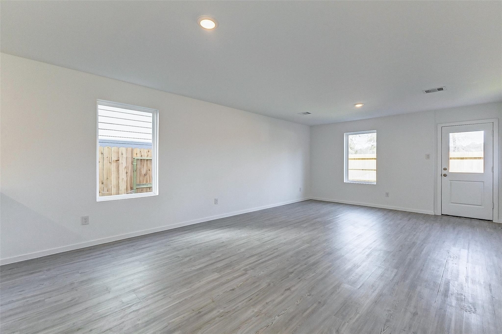 21438 Carosella Drive - Photo 11