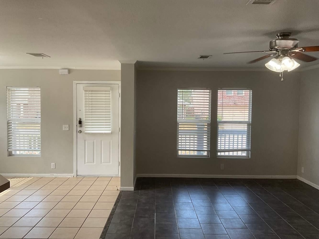 6133 River Pointe Drive - Photo 7