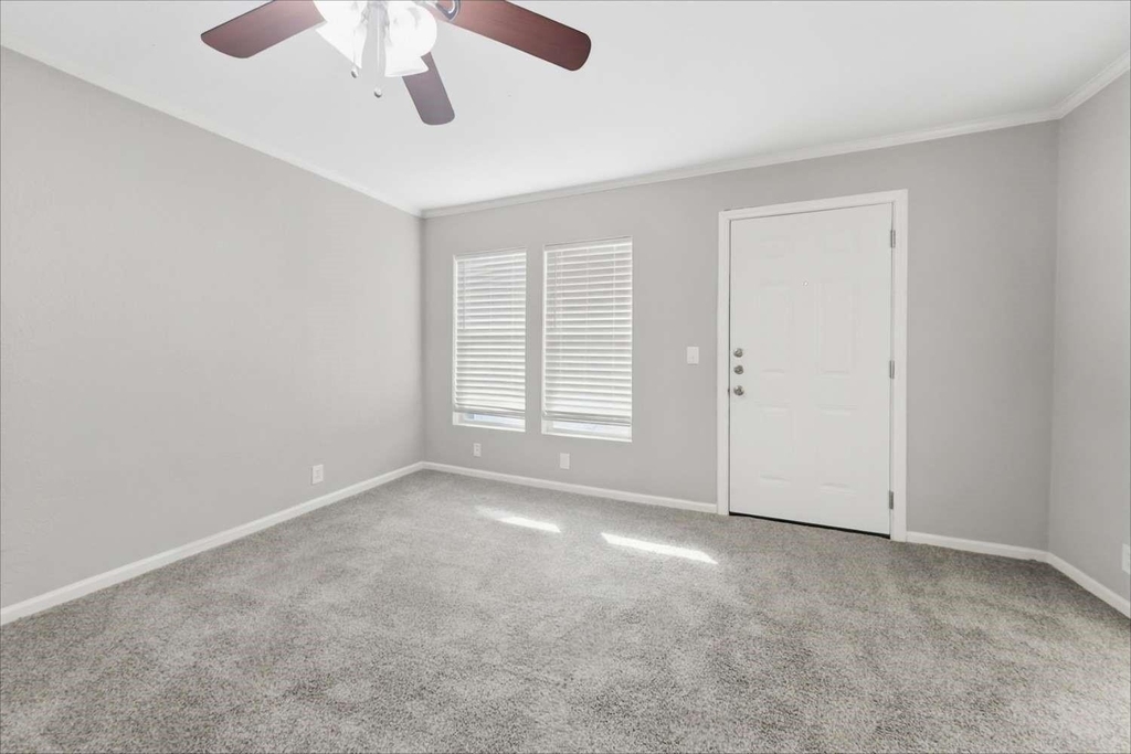 6133 River Pointe Drive - Photo 8