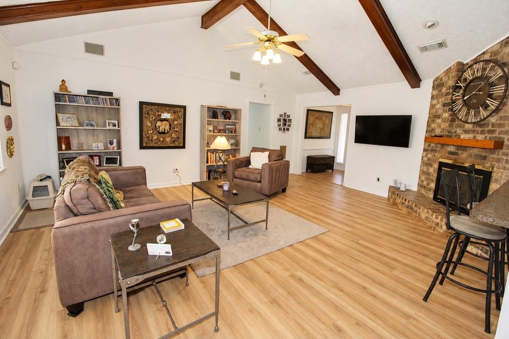 13767 Greywood Drive - Photo 2
