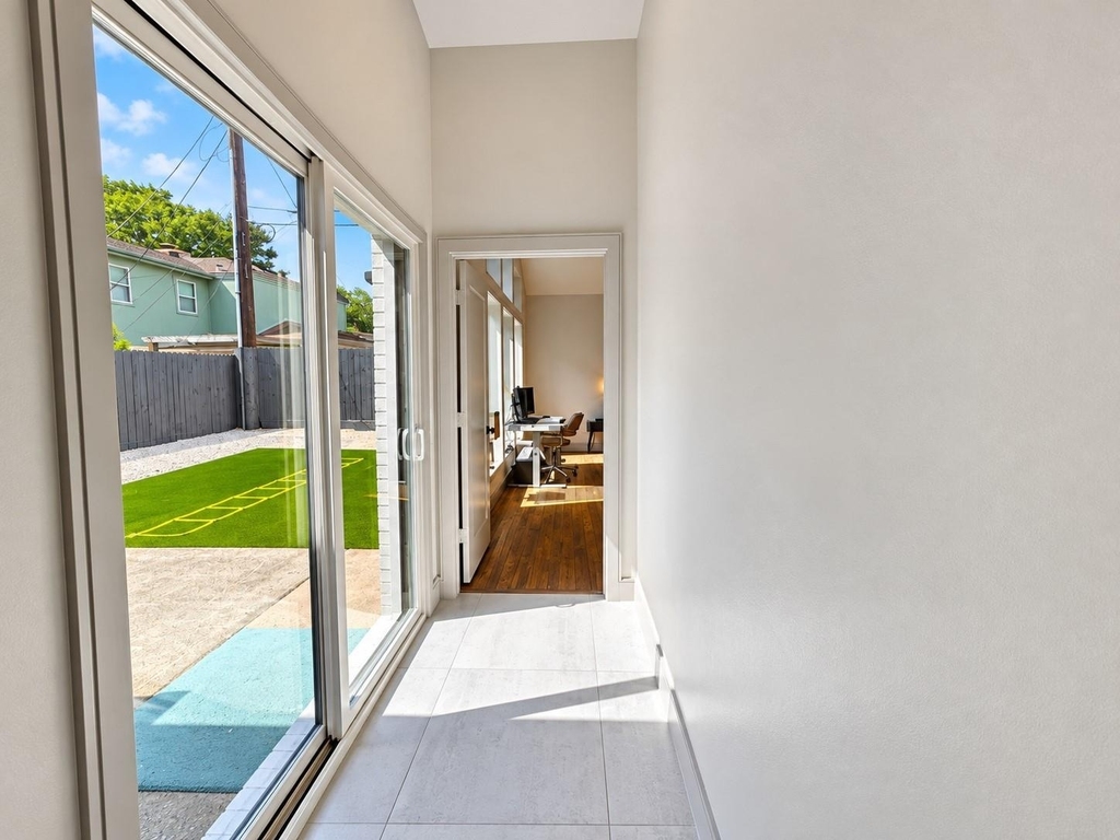 9822 Oak Point Drive - Photo 18