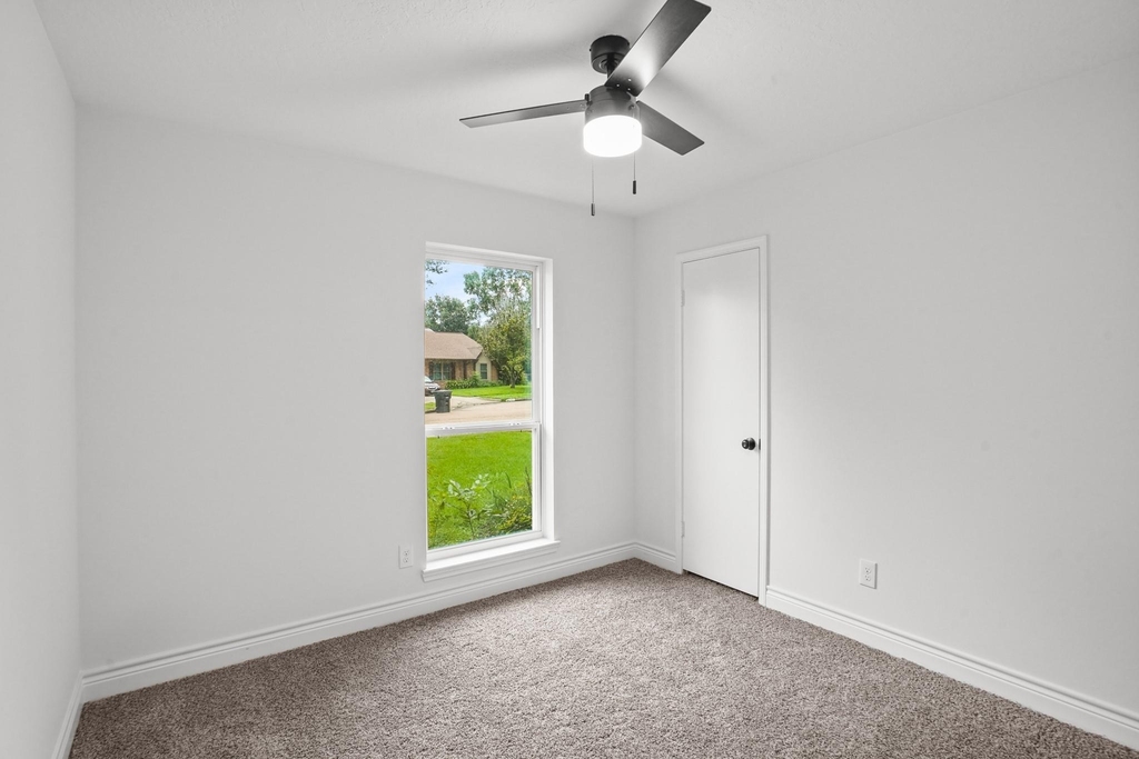 10602 Glenfield Court - Photo 38