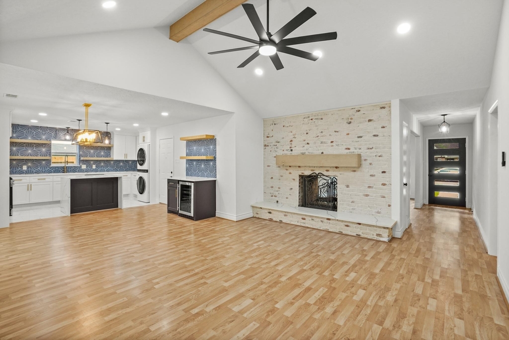10602 Glenfield Court - Photo 12