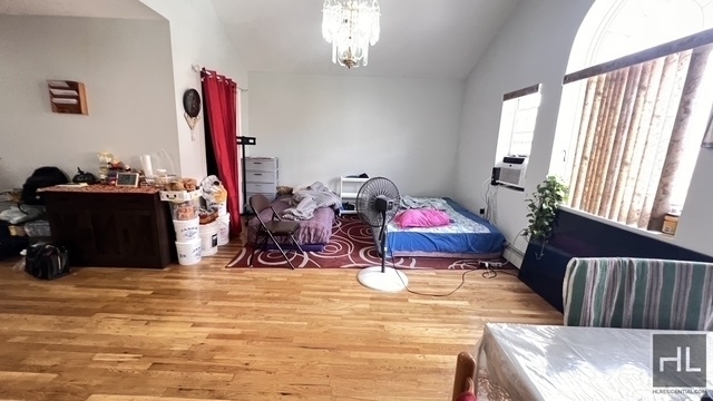 2810 Beverley Road - Photo 4