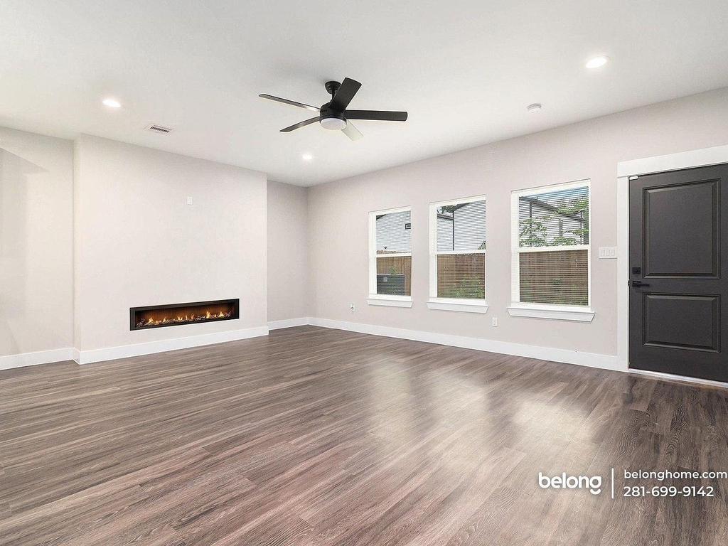 8119 Venus Street - Photo 8