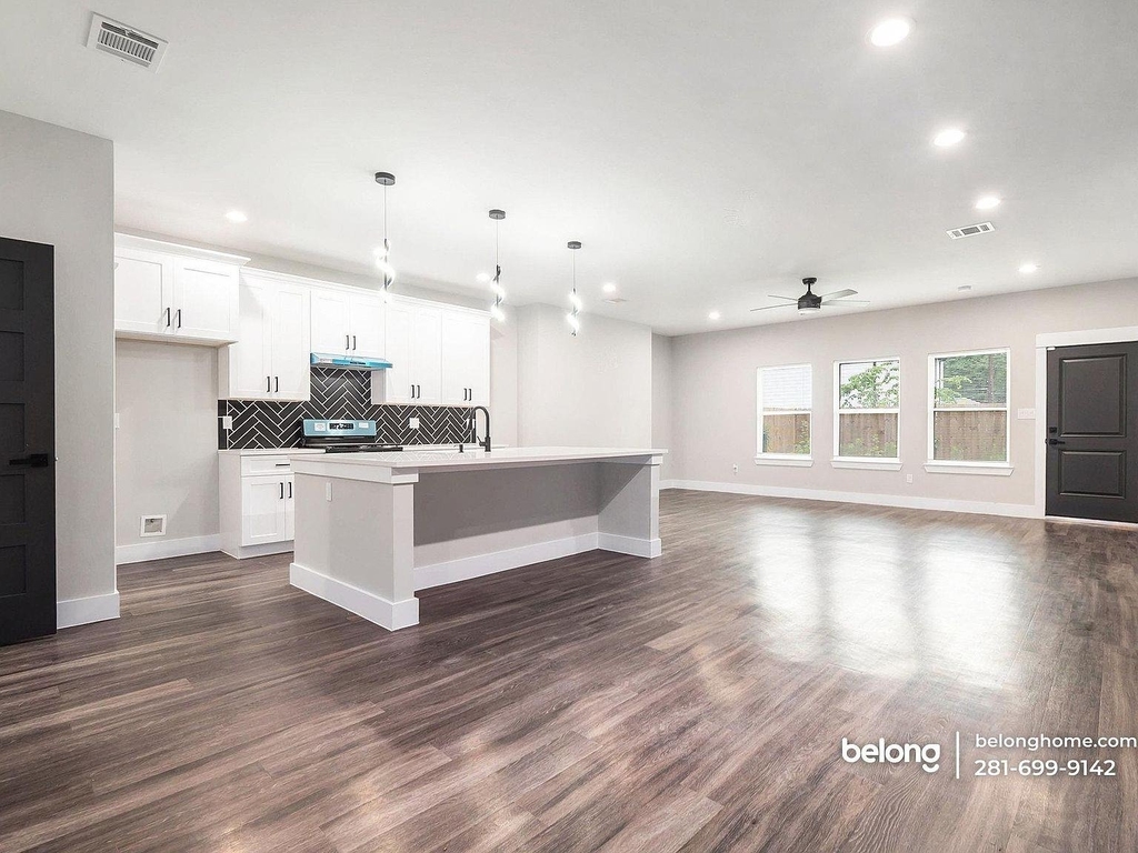 8119 Venus Street - Photo 4