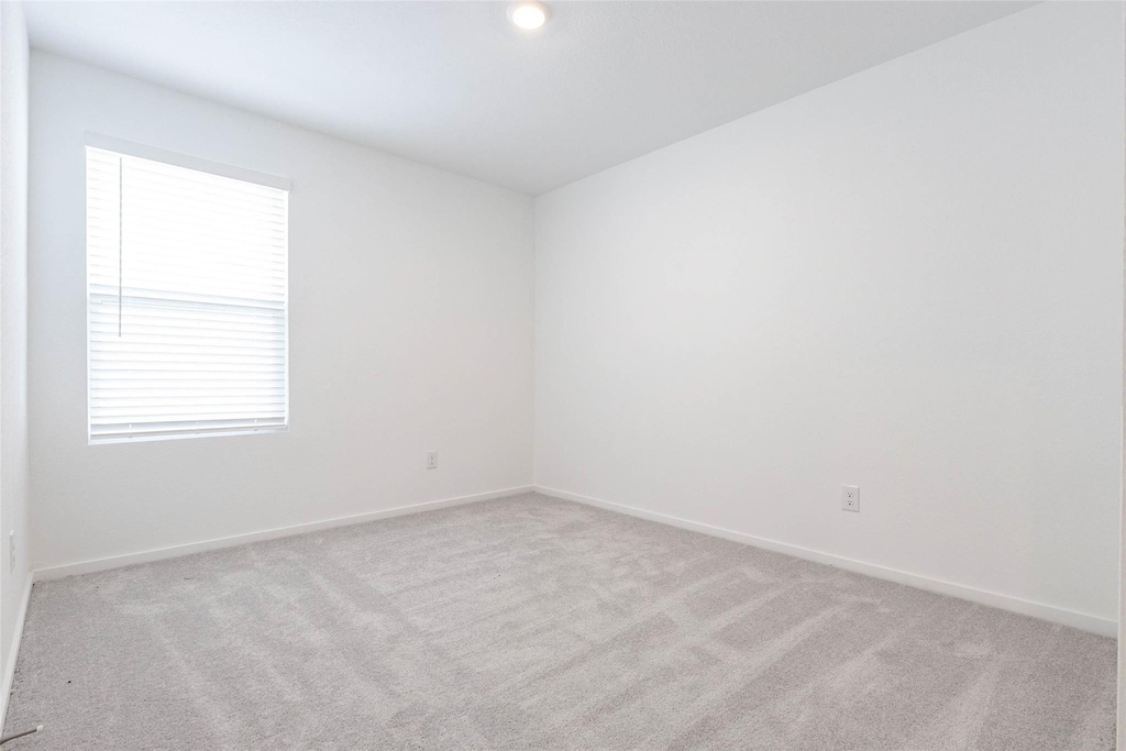 15010 Tremaine Court - Photo 12