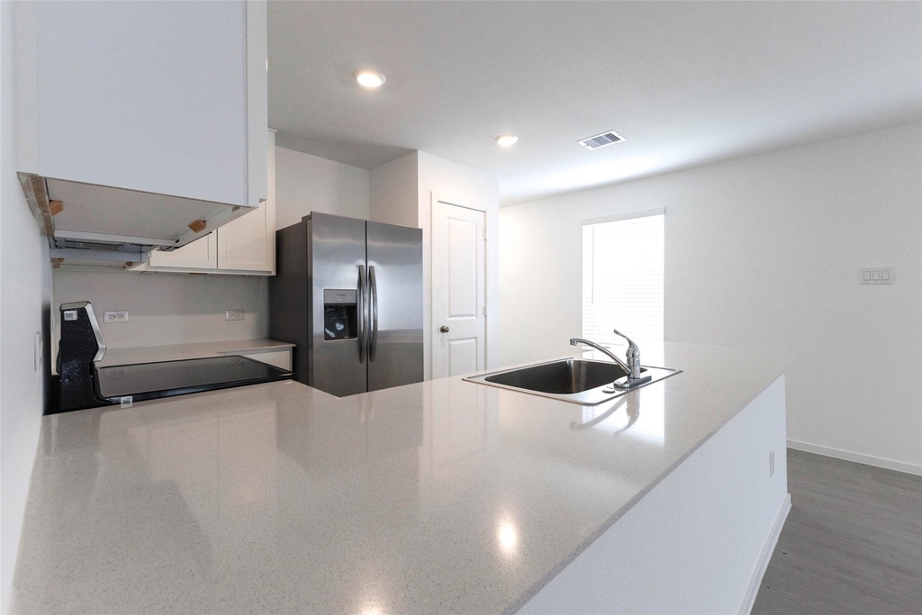15010 Tremaine Court - Photo 9