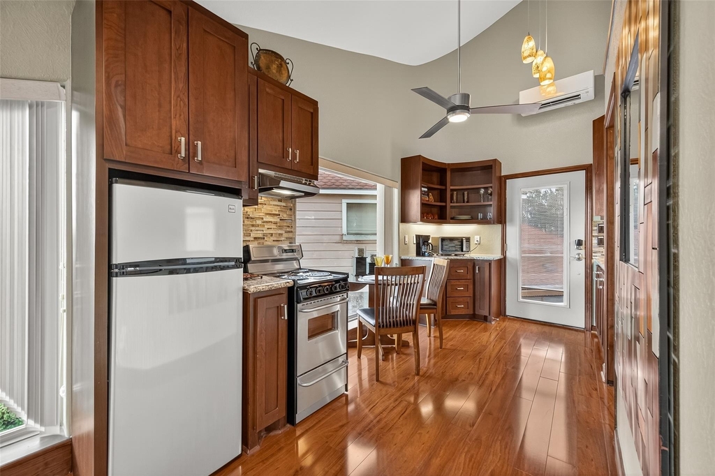 1623 Lake Arbor Drive - Photo 33
