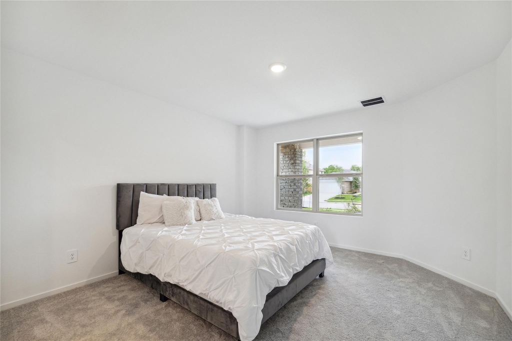 17747 Grove Hill Drive - Photo 10