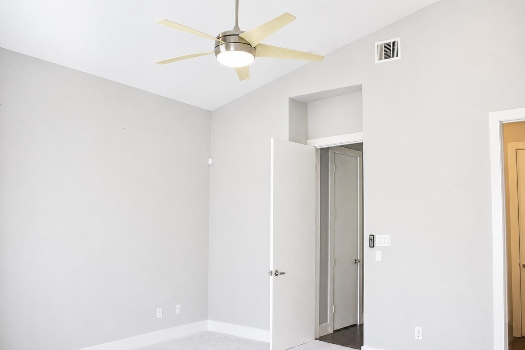 5232 Cornish Street - Photo 6