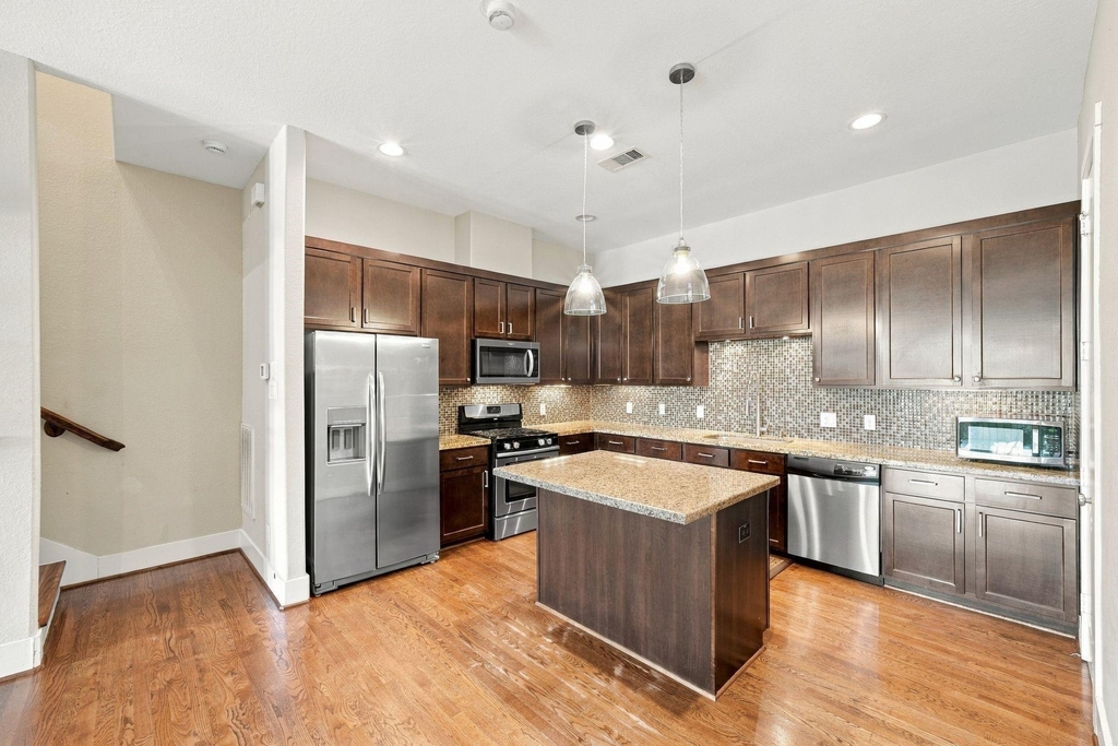 5833 Katy Street - Photo 8