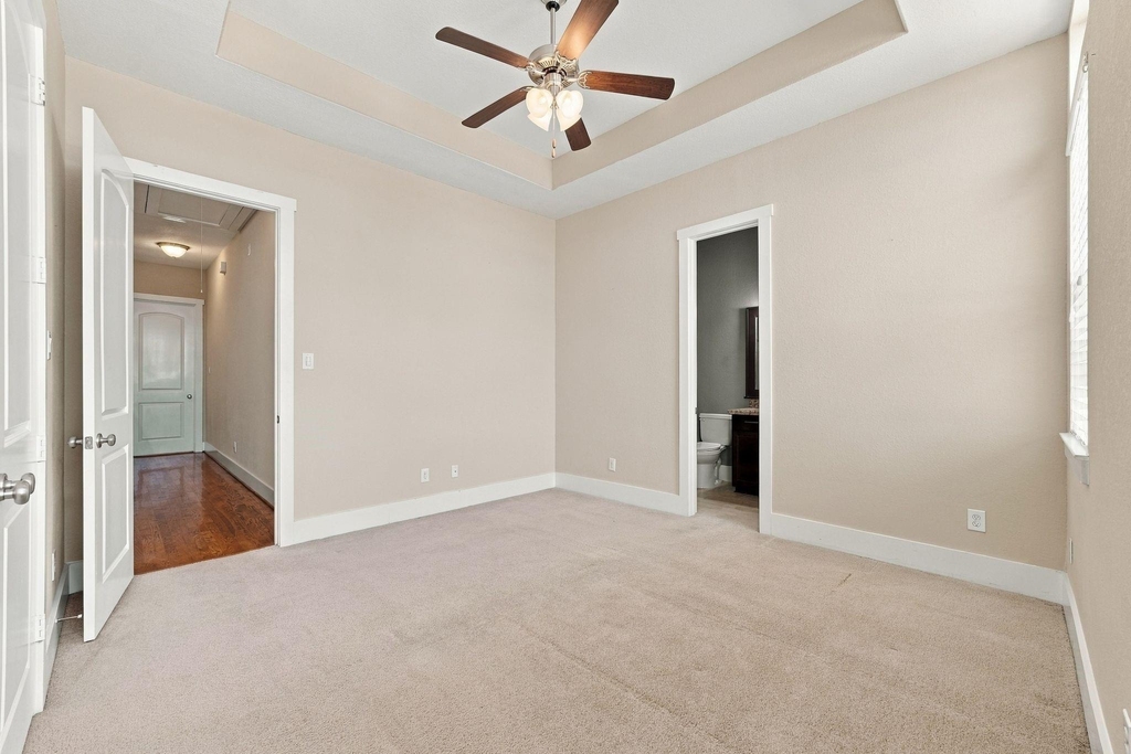 5833 Katy Street - Photo 15