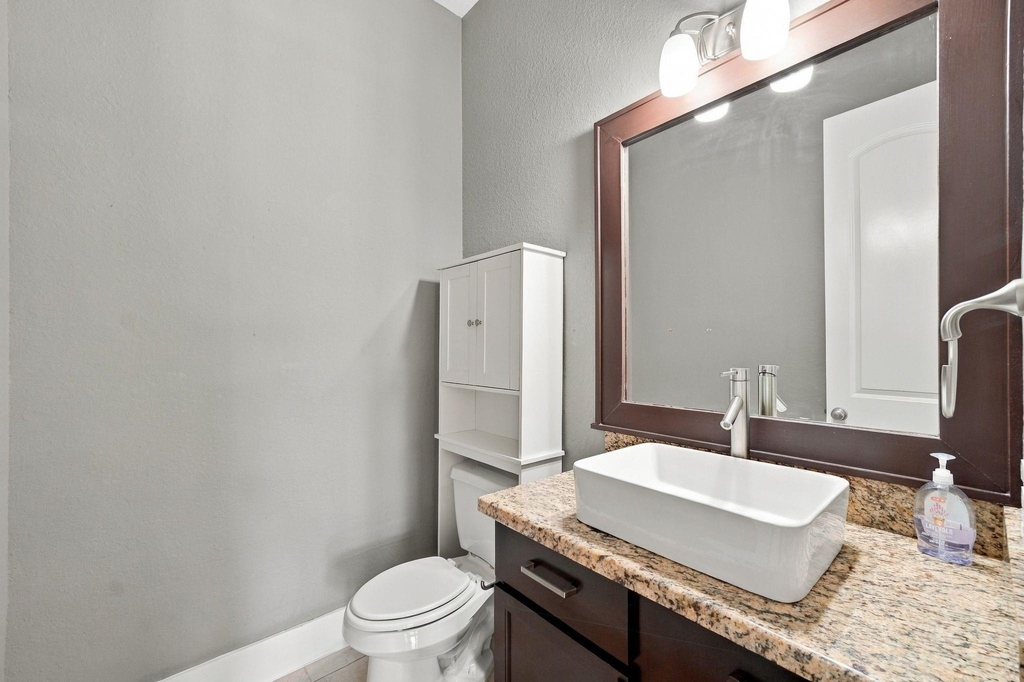 5833 Katy Street - Photo 12