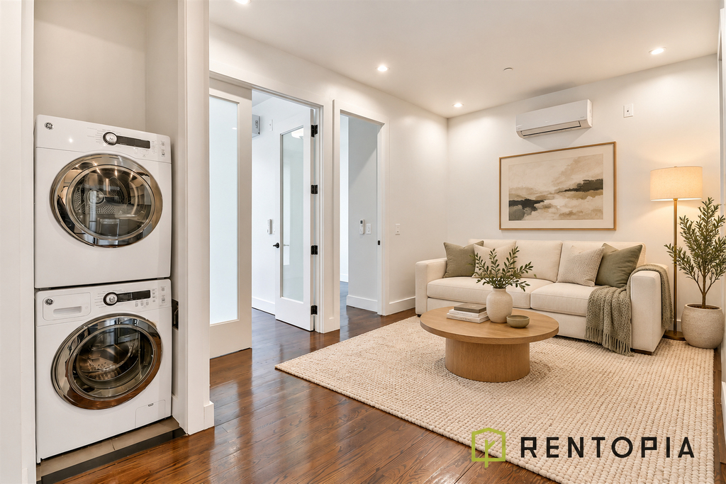 85 Graham Avenue - Photo 0