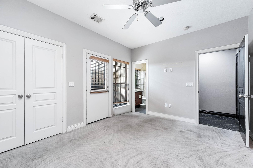 2503 Dallas Street - Photo 22