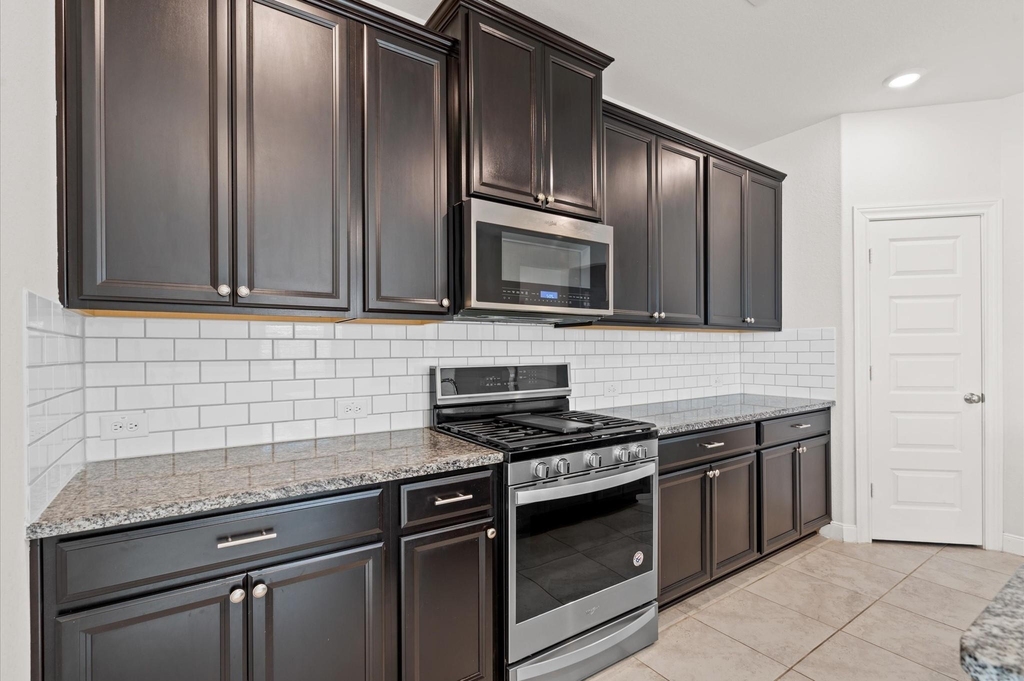 11203 Pavonia Creek Court - Photo 12