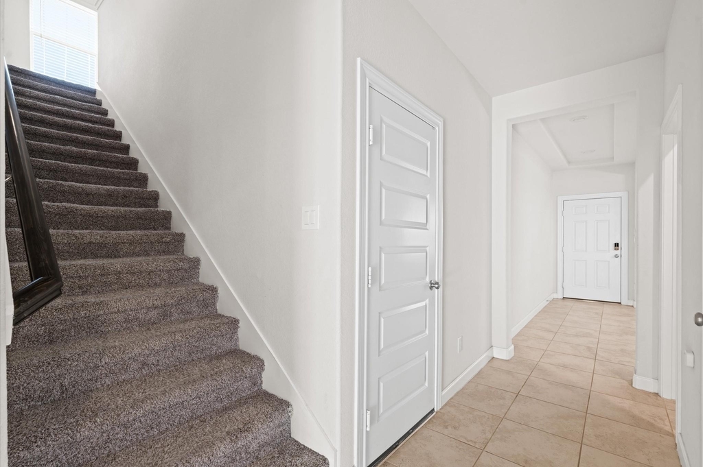 11203 Pavonia Creek Court - Photo 4