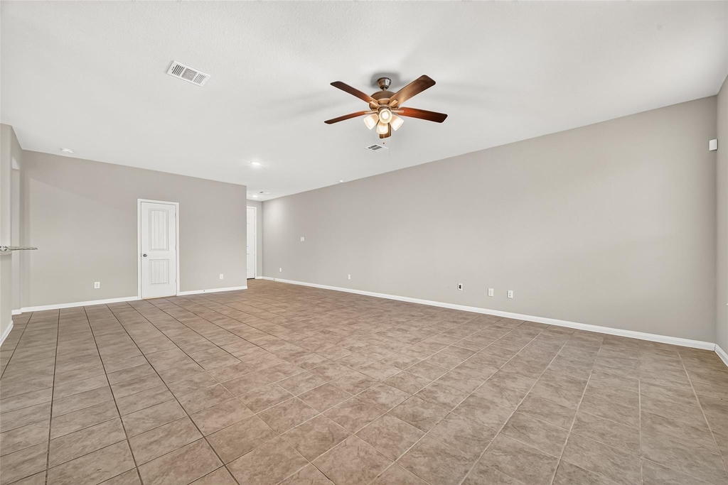 15411 Formaston Drive - Photo 5